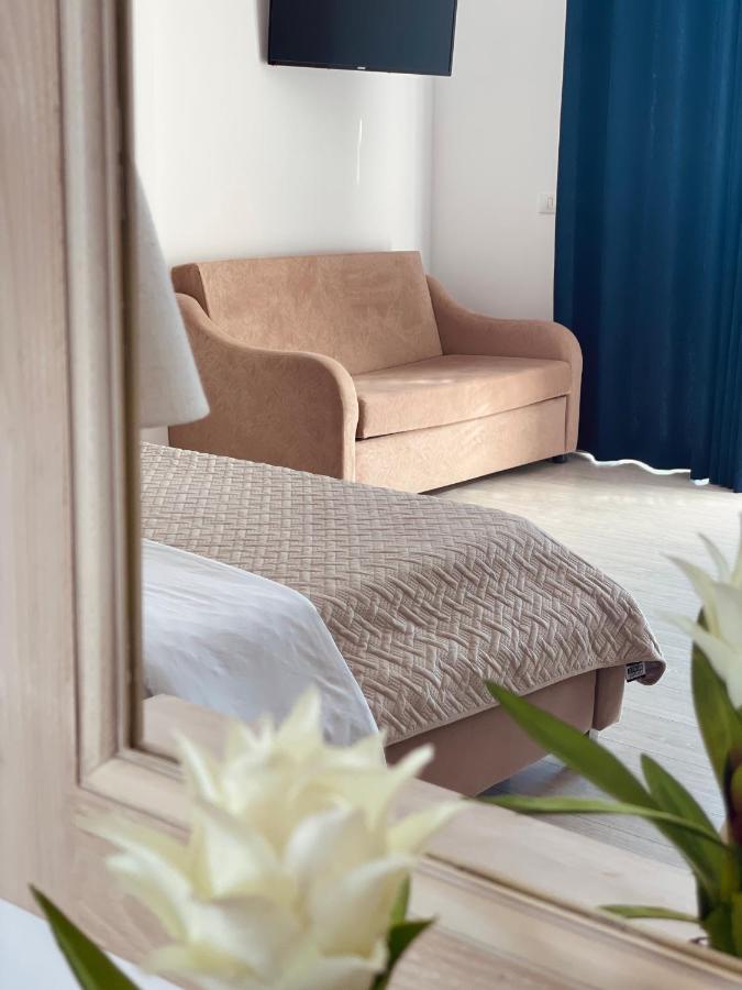 Ionian Terrace Bed & Breakfast Himare Exterior photo